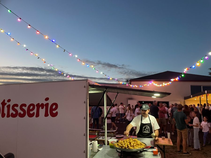 La rôtisserie Bèra Broche en soirée